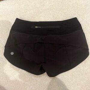 Size 0 Lululemon black speed up shorts, low-rise, lined 2.5